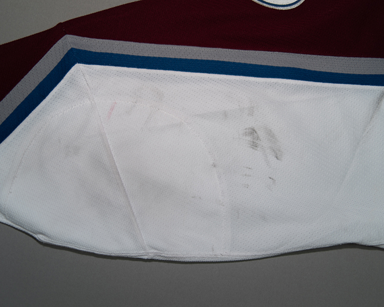 Dan Hinote Colorado Avalanche game worn jersey tagging Dan Hinote Colorado Avalanche game worn jersey tagging