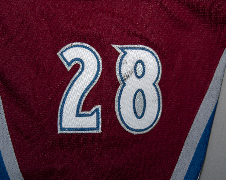 Steven Reinprecht Colorado Avalanche game worn jersey tagging Steven Reinprecht Colorado Avalanche game worn jersey tagging